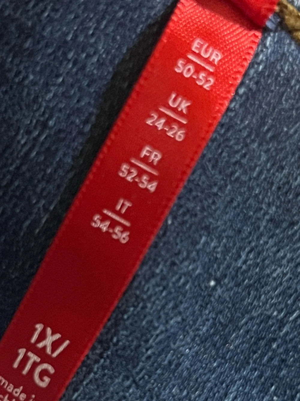 1X Spanx light wash skinny jeans❤️💖🙌 - Picture 4 of 6